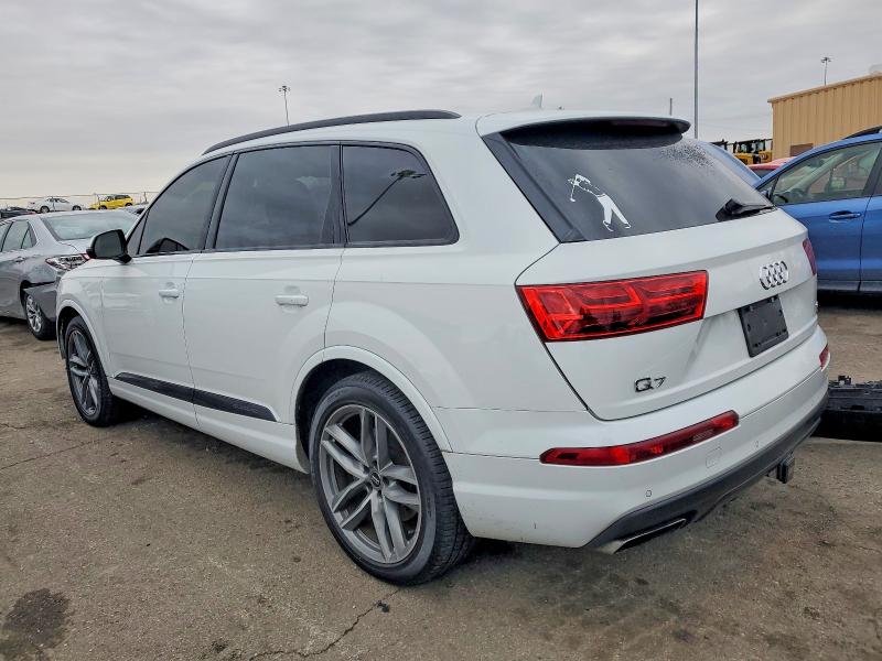 Photo 2 from auction – 2017 AUDI Q7 PRESTIG with VIN WA1VAAF78HD029290