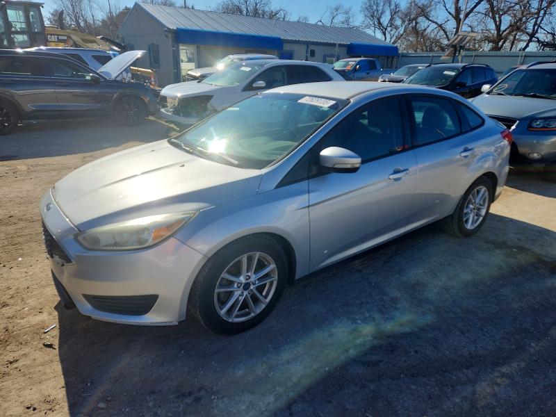FORD FOCUS SE 2015 with VIN 1FADP3F25FL365648 - Photo from auction