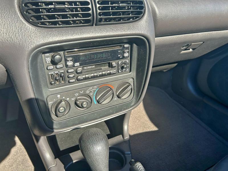Photo 11 from auction – 2000 CHRYSLER SEBRING JX with VIN 3C3EL45H7YT298309