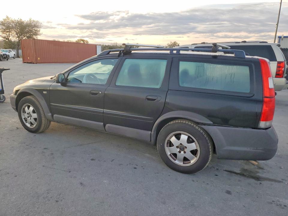 Photo 2 from auction – 2004 VOLVO XC70 with VIN YV1SZ59H341165278