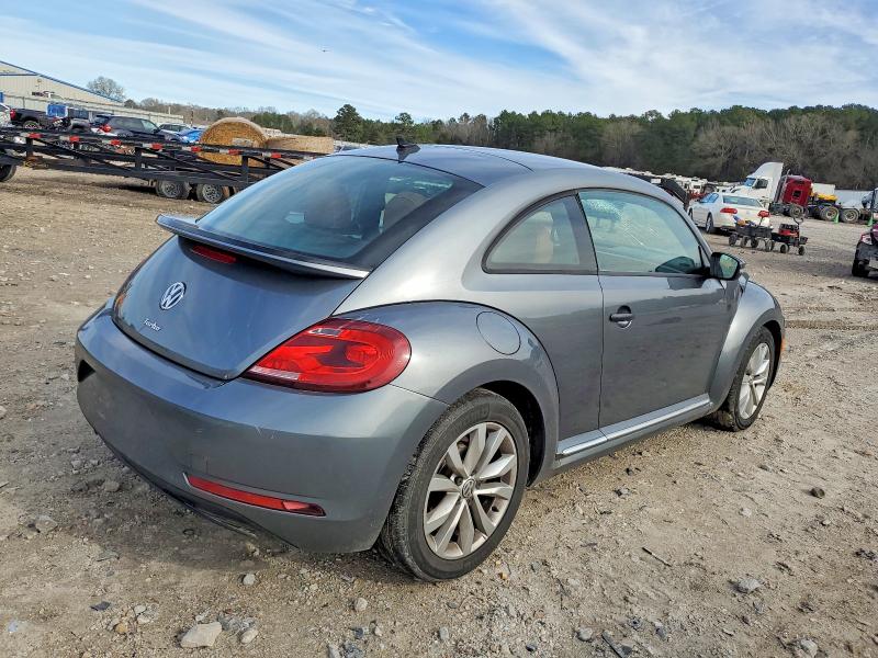 Photo 3 from auction – 2017 VOLKSWAGEN BEETLE 1.8 with VIN 3VWF17AT6HM631480