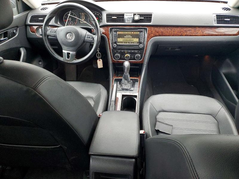 Photo 8 from auction – 2012 VOLKSWAGEN PASSAT SEL with VIN 1VWCP7A36CC065767