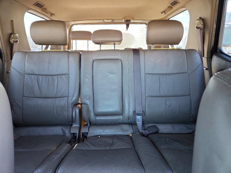 Photo 10 from auction – 2002 TOYOTA SEQUOIA LI with VIN 5TDBT48A82S106846