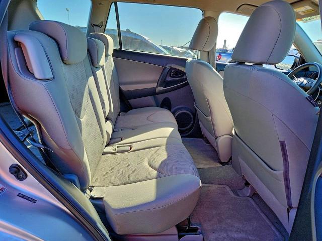 Фото 11 с аукциона – 2011 TOYOTA RAV4 с VIN 2T3ZF4DV3BW083182