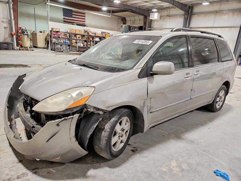 TOYOTA SIENNA 2007 with VIN 5TDZK22C77S090520 - Photo from auction