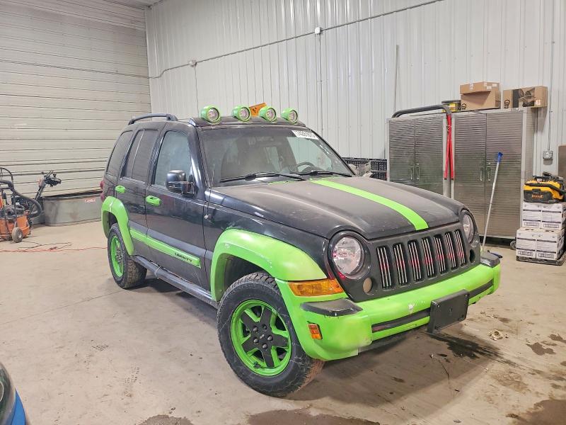 Photo 4 from auction – 2005 JEEP LIBERTY SP with VIN 1J4GL48K85W637851