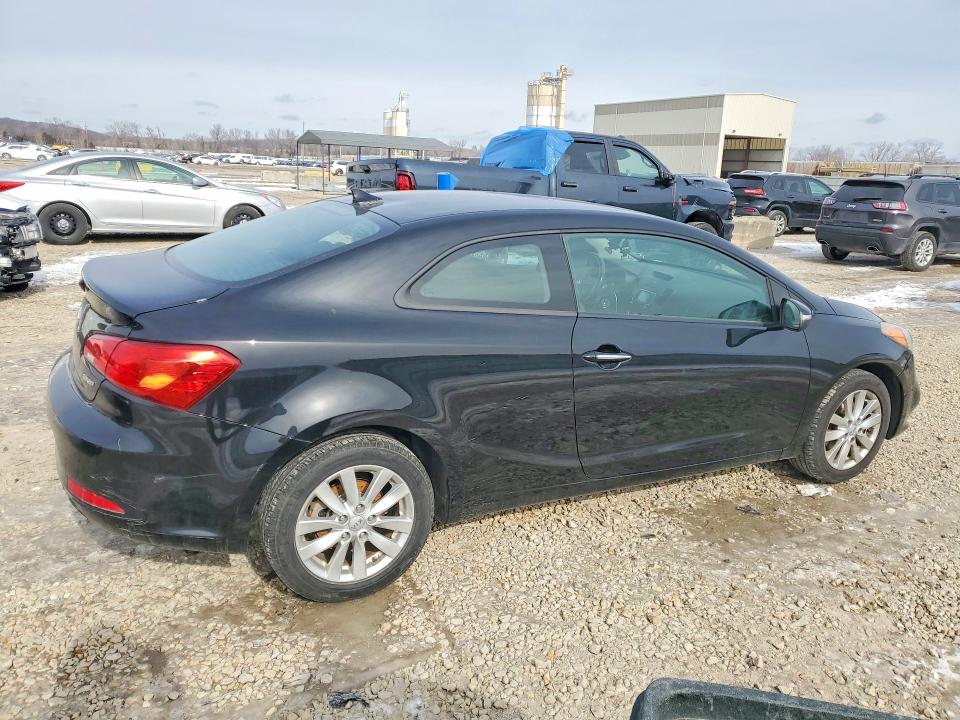 Photo 3 from auction – 2014 KIA FORTE EX with VIN KNAFX6A87E5202614