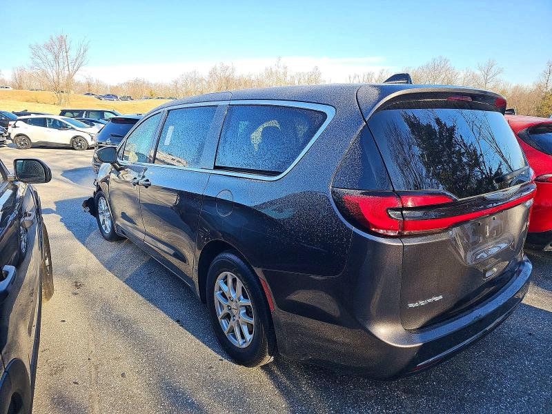 Photo 3 from auction – 2023 CHRYSLER PACIFICA T with VIN 2C4RC1BG9PR600675