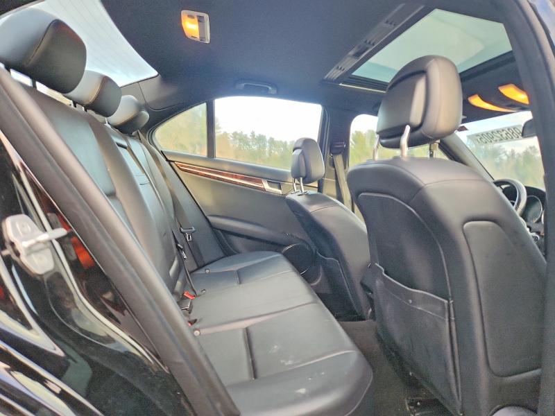 Photo 10 from auction – 2012 MERCEDES-BENZ C 300 4MAT with VIN WDDGF8BBXCR199512