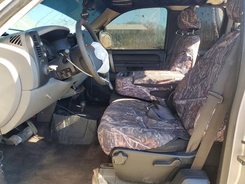 Photo 7 from auction – 2010 CHEVROLET SILVERADO with VIN 1GCSKREA3AZ122437