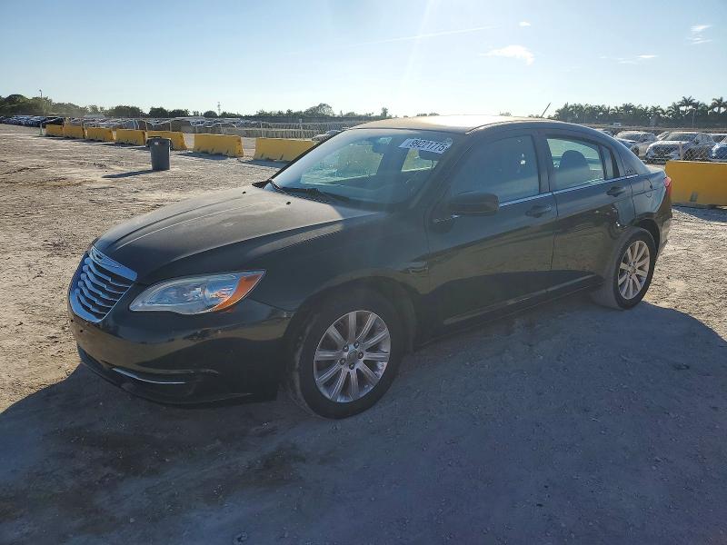 CHRYSLER 200 TOURIN 2014 with VIN 1C3CCBBB1EN112027 - Photo from auction
