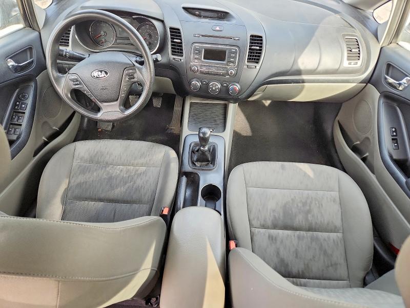 Photo 8 from auction – 2015 KIA FORTE LX with VIN KNAFK4A68F5366487