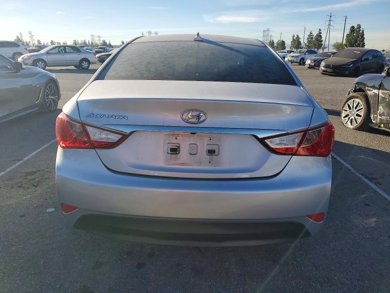 Photo 6 from auction – 2014 HYUNDAI SONATA GLS with VIN 5NPEB4AC8EH825262