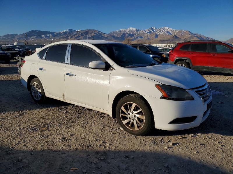 Photo 4 from auction – 2015 NISSAN SENTRA S with VIN 3N1AB7AP6FY245213