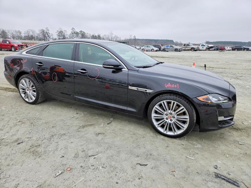 Photo 4 from auction – 2017 JAGUAR XJL with VIN SAJWA2GE1HMW04165