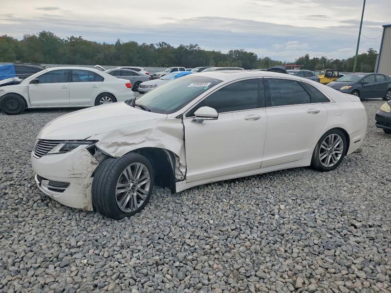 LINCOLN MKZ 2015 with VIN 3LN6L2G95FR616038 - Photo from auction