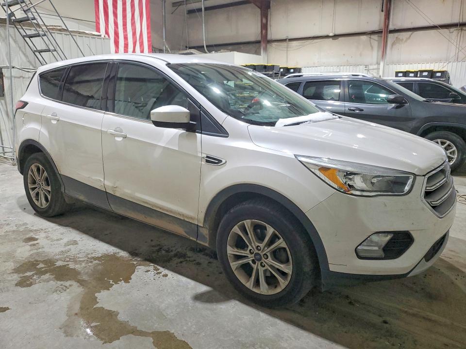 Photo 4 from auction – 2017 FORD ESCAPE with VIN 1FMCU0GD2HUB78129