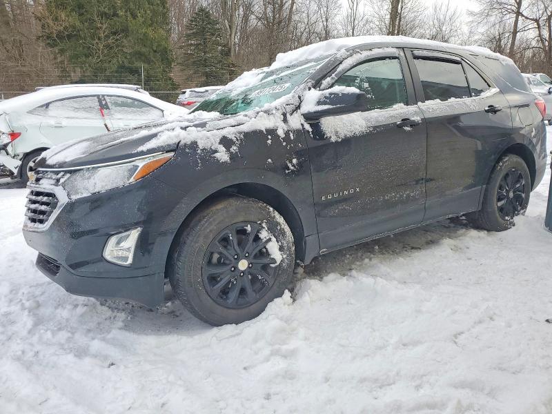 CHEVROLET EQUINOX LT 2021 with VIN 3GNAXUEV8ML368566 - Photo from auction