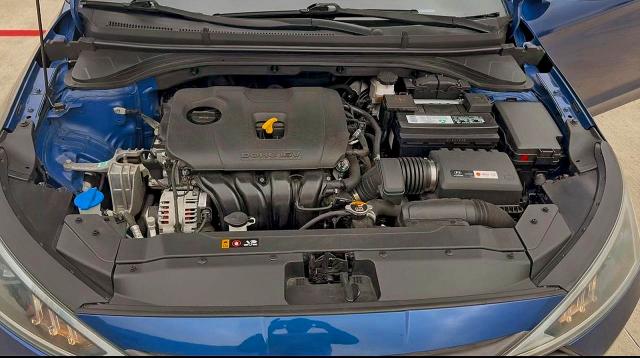 Photo 7 from auction – 2019 HYUNDAI ELANTRA SE with VIN 5NPD74LF4KH486953