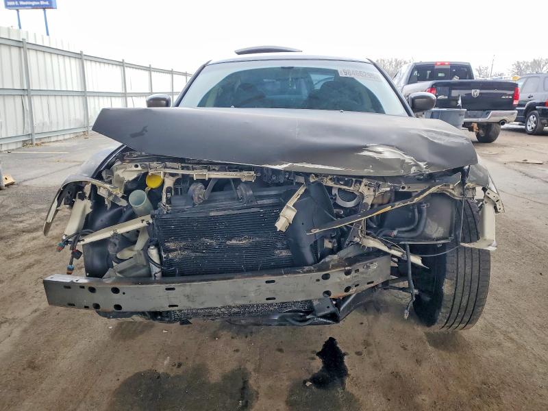 Photo 5 from auction – 2010 DODGE CHARGER with VIN 2B3CA4CD2AH214874