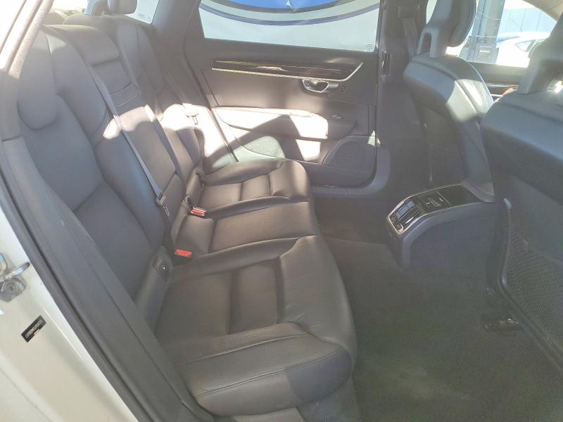 Photo 10 from auction – 2018 VOLVO S90 with VIN LVY982MK0JP006759