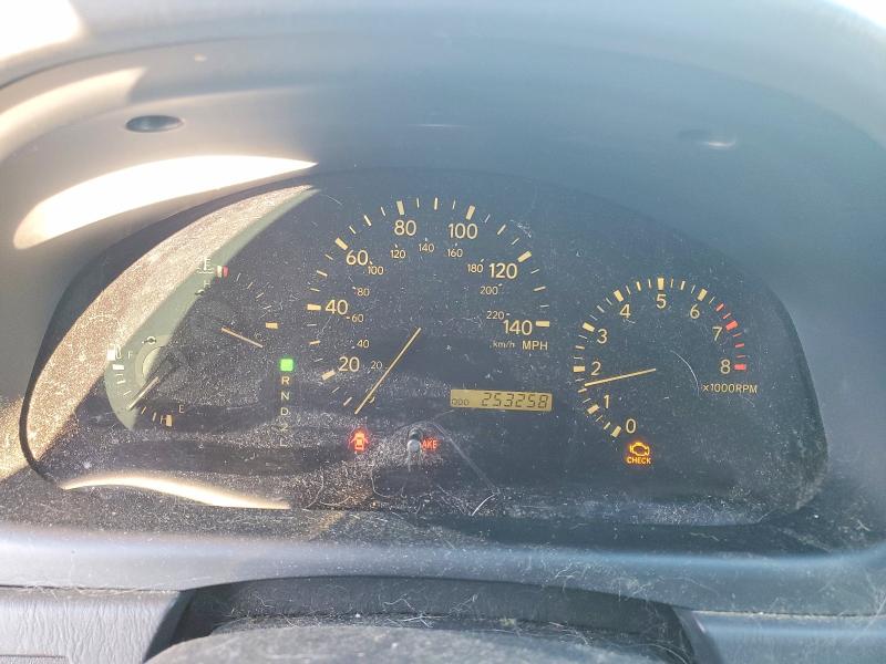 Photo 9 from auction – 2000 LEXUS RX with VIN JT6HF10U8Y0141220