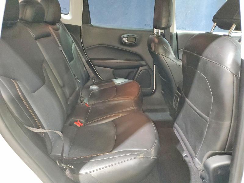 Фото 11 с аукциона – 2020 JEEP COMPASS LI с VIN 3C4NJDCB4LT254647