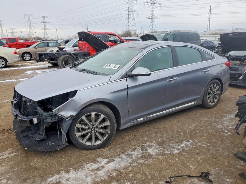 HYUNDAI SONATA 2016 with VIN 5NPE34AF0GH318138 - Photo from auction