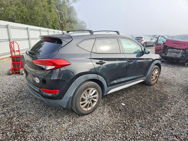 Photo 3 from auction – 2017 HYUNDAI TUCSON LIM with VIN KM8J33A4XHU488789