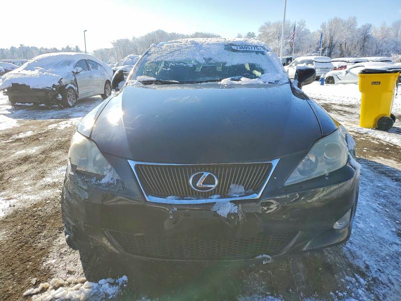 Photo 5 from auction – 2006 LEXUS IS 250 with VIN JTHCK262965007180