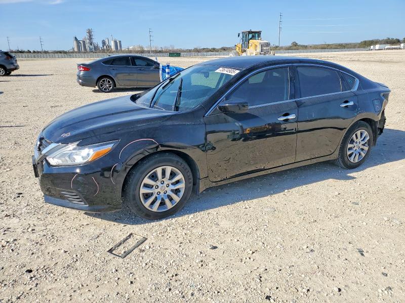 NISSAN ALTIMA 2.5 2018 with VIN 1N4AL3AP3JC259659 - Photo from auction