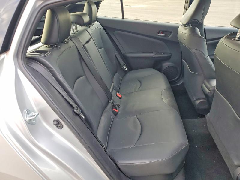 Photo 10 from auction – 2018 TOYOTA PRIUS with VIN JTDKARFU3J3065655
