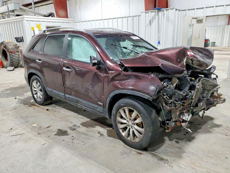 Photo 4 from auction – 2011 KIA SORENTO EX with VIN 5XYKUDA27BG056079