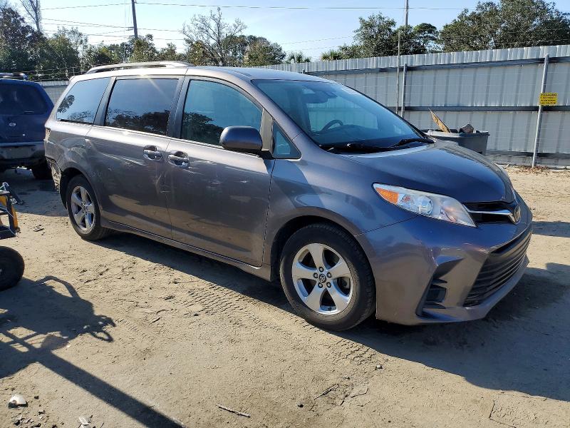 Photo 4 from auction – 2020 TOYOTA SIENNA LE with VIN 5TDKZ3DC7LS034684