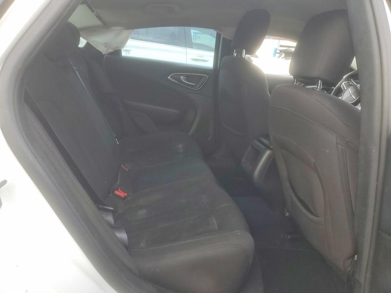 Photo 10 from auction – 2016 CHRYSLER 200 LIMITE with VIN 1C3CCCAB6GN148791