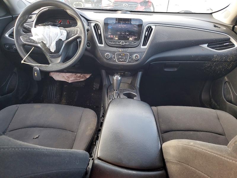 Photo 8 from auction – 2020 CHEVROLET MALIBU with VIN 1G1ZB5ST3LF128989