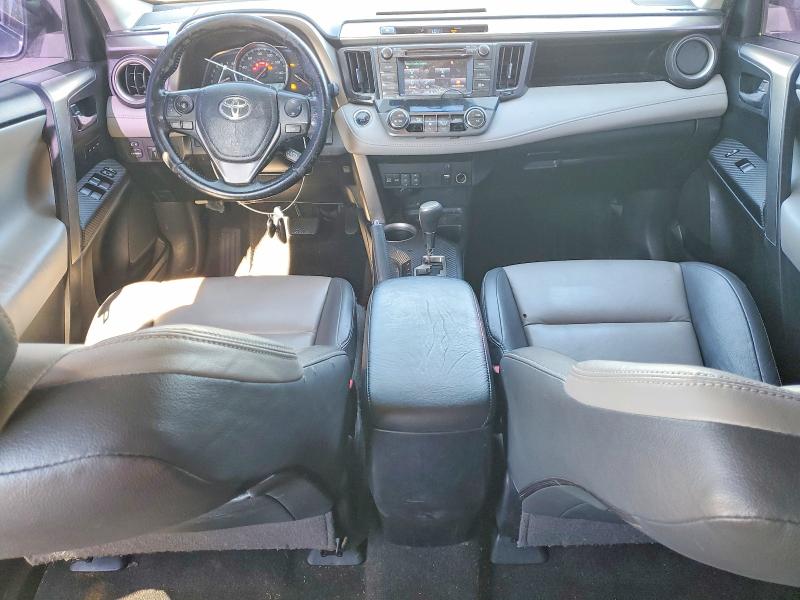 Photo 8 from auction – 2015 TOYOTA RAV4 LIMIT with VIN JTMDFREV6FD159292