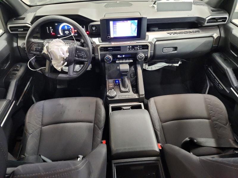 Photo 8 from auction – 2025 TOYOTA TACOMA DOU with VIN 3TMLB5JN9SM089243