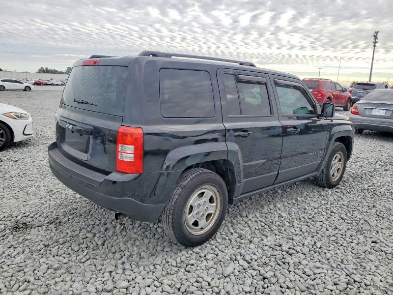 Photo 3 from auction – 2014 JEEP PATRIOT with VIN 1C4NJPBA5ED749989