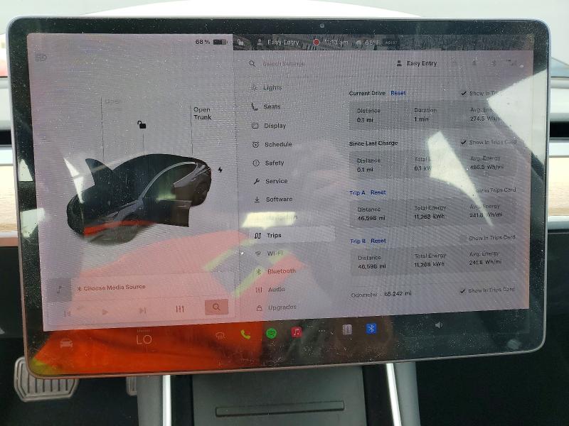 Photo 9 from auction – 2018 TESLA MODEL 3 with VIN 5YJ3E1EA7JF045378