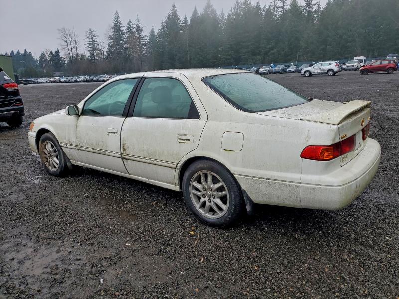 Photo 2 from auction – 2001 TOYOTA CAMRY LE with VIN 4T1BF28K11U970048