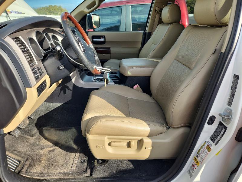 Photo 7 from auction – 2013 TOYOTA SEQUOIA PL with VIN 5TDDY5G11DS081759
