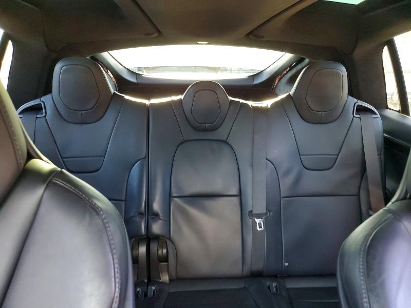 Photo 10 from auction – 2017 TESLA MODEL X with VIN 5YJXCDE22HF049768