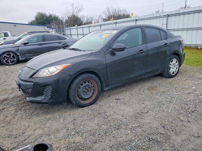MAZDA 3 I 2012 with VIN JM1BL1UG4C1580588 - Photo from auction