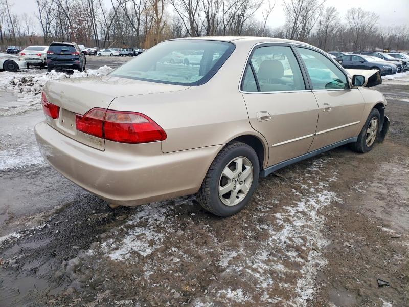 Photo 3 from auction – 2000 HONDA ACCORD with VIN 1HGCG6690YA061146