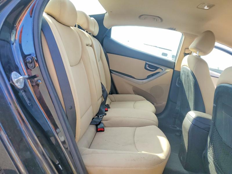 Photo 10 from auction – 2013 HYUNDAI ELANTRA with VIN 5NPDH4AE2DH153984
