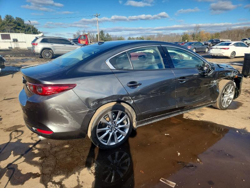 Photo 3 from auction – 2023 MAZDA 3 PREMIUM with VIN 3MZBPBDMXPM380241