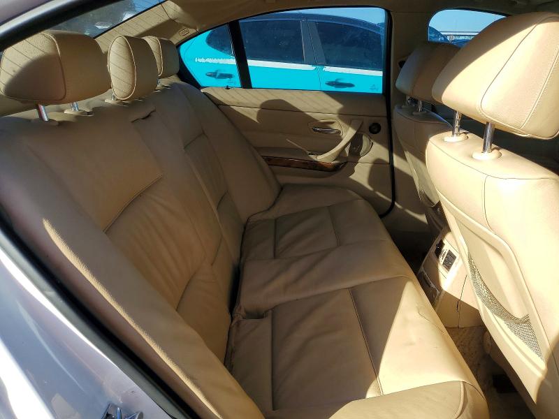 Photo 10 from auction – 2006 BMW 330 I with VIN WBAVB33536KS38864