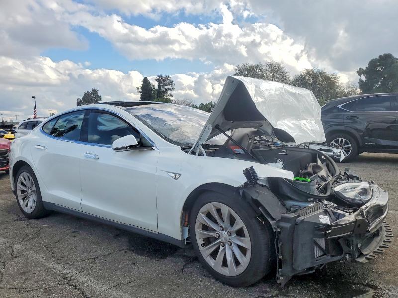 Photo 4 from auction – 2016 TESLA MODEL S with VIN 5YJSA1E28GF134921