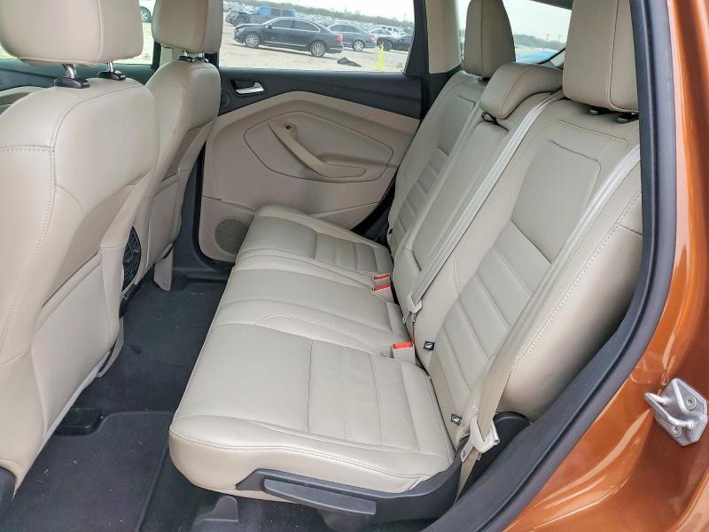 Photo 10 from auction – 2017 FORD ESCAPE with VIN 1FMCU0J92HUE71579